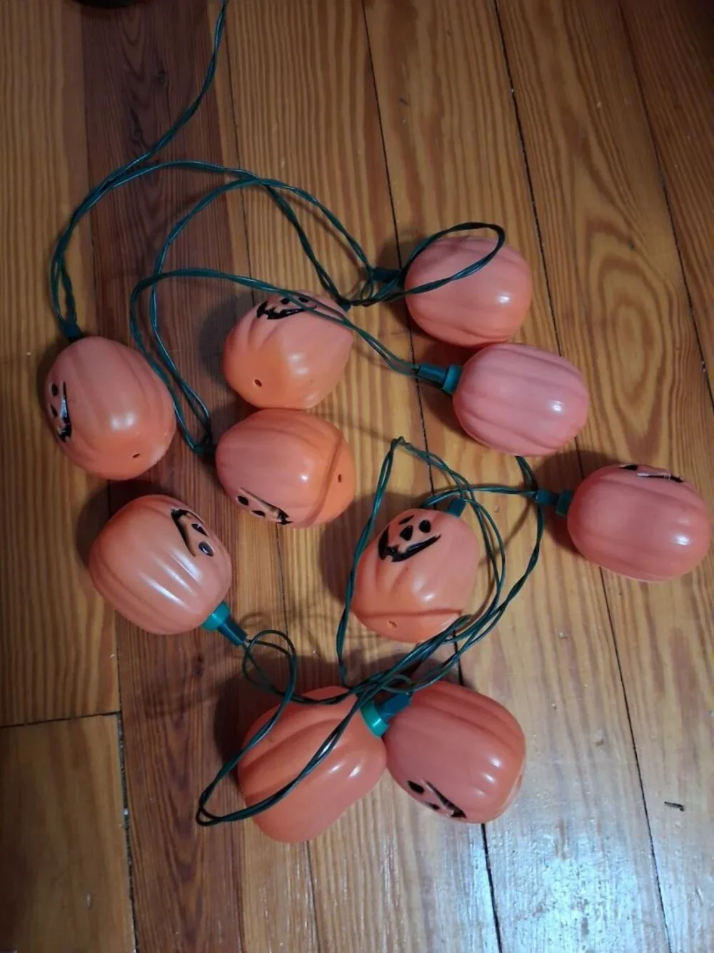 Vintage HALLOWEEN Pumpkin Blow Mold Light String 10 Count Orange Retro